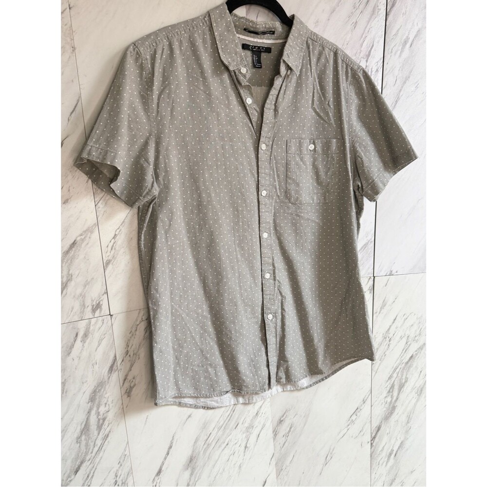 3/$50 Bundle 2 Mens Shirts Forever 21 Micro Dot & Cedarwood Stripe Button Up Lrg